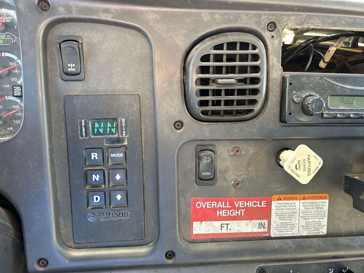 2012-freightliner-m2-106-terex-hi-ranger-tl41-41ft-insulated-bucket-truck-image-27