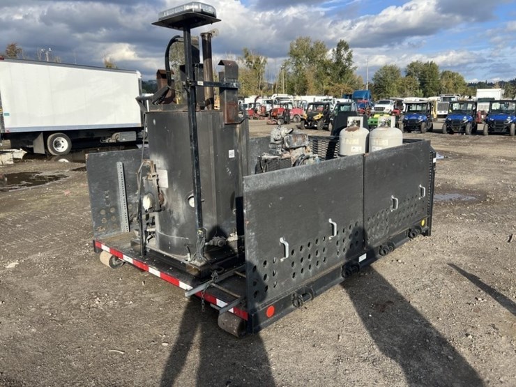 roll-off-thermoplastic-pre-melter-image-4