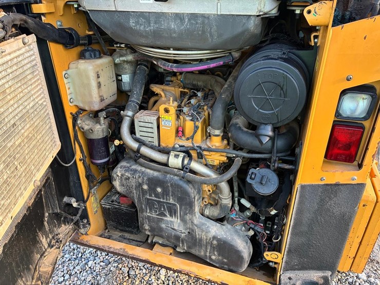 caterpillar-259d-image-18