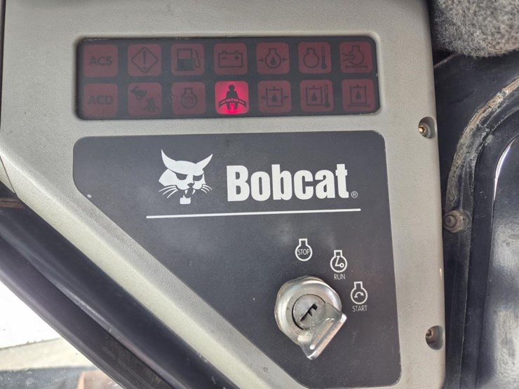 2003-bobcat-s160-image-45