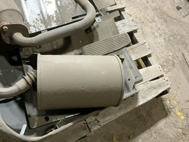 #171-•-forklift-parts-image-10