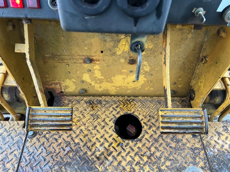 komatsu-d21p-image-30