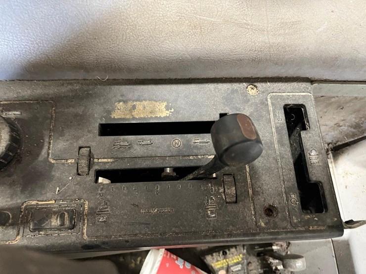 case-ih-5230-image-25