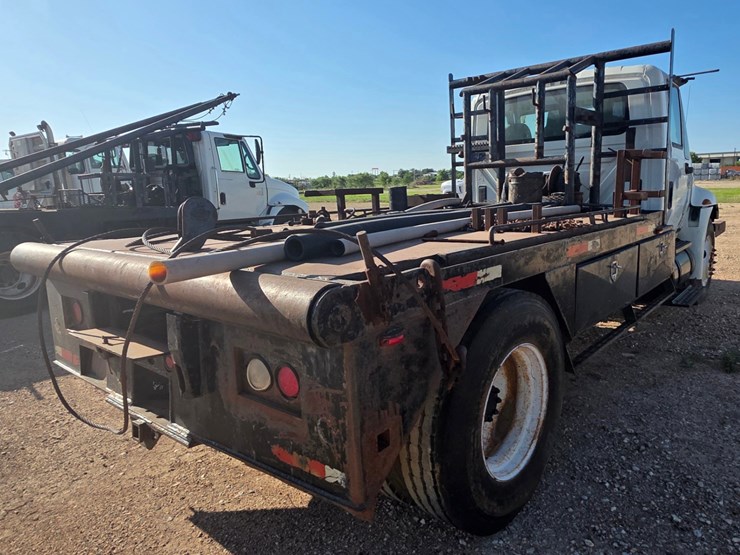 2006-international-durastar-4300-image-4