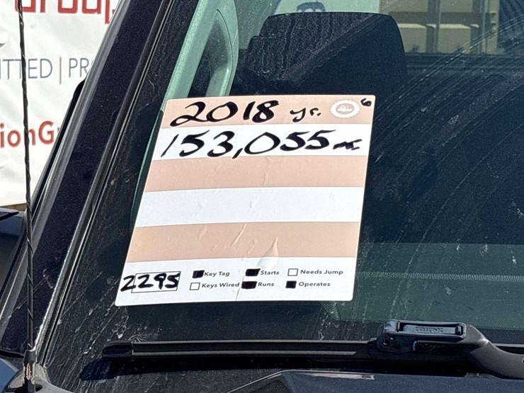 2018-chevrolet-silverado-1500-image-31