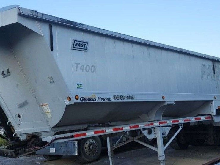 2012-east-trailer-tri-axle-image-1