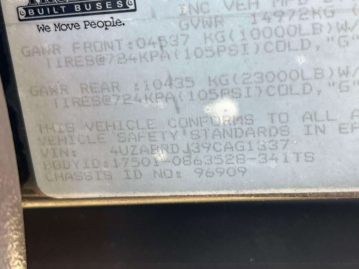 2009-freightliner-b2-image-5