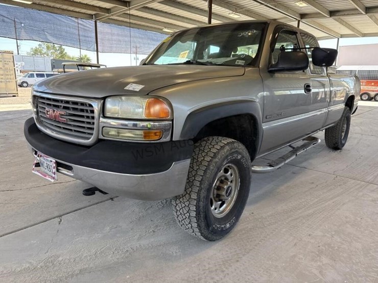 2002-gmc-sierra-2500hd-image-4