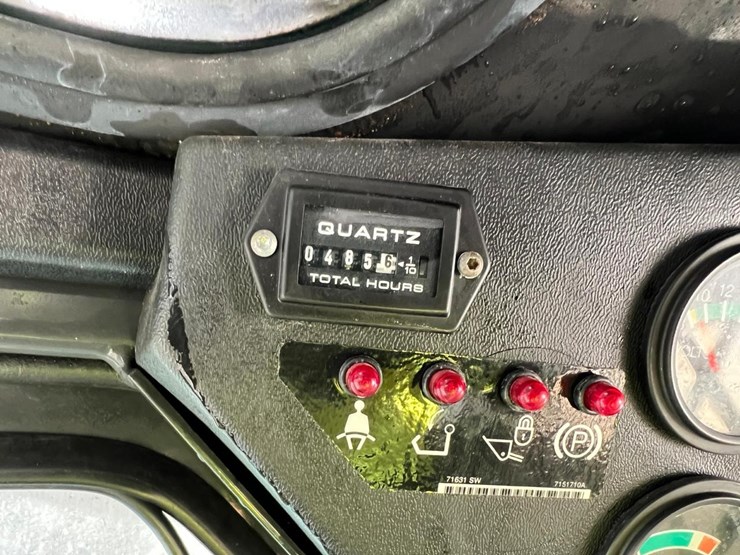 2014-bobcat-s70-image-18