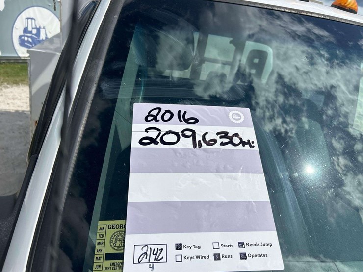 2016-ford-f550-image-26