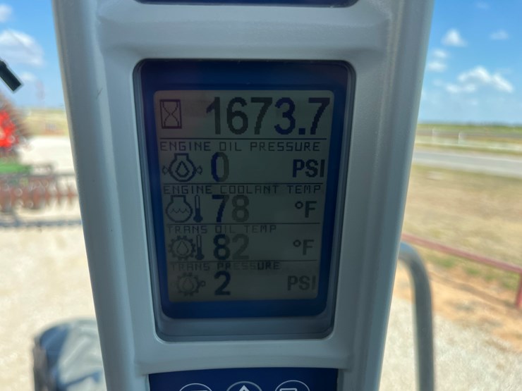 2015-new-holland-t8.410-image-25