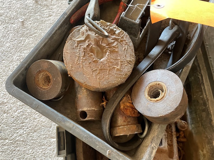 #1066-•-misc.-pins,-clevis's-and-more-image-9