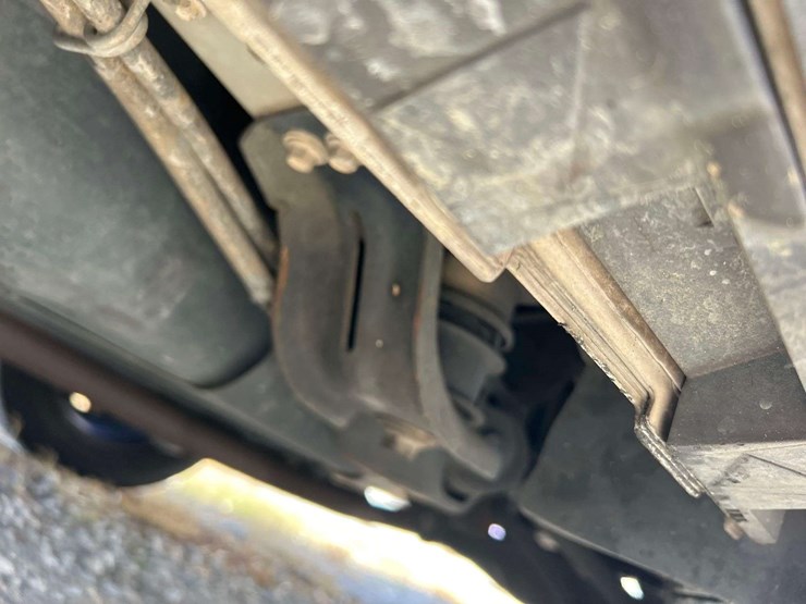 2016-ford-explorer-image-19