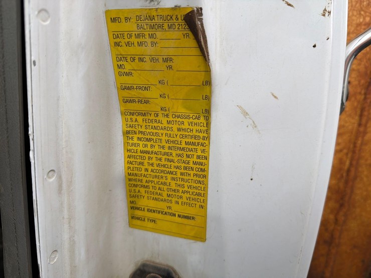 2004-ford-f650-image-14