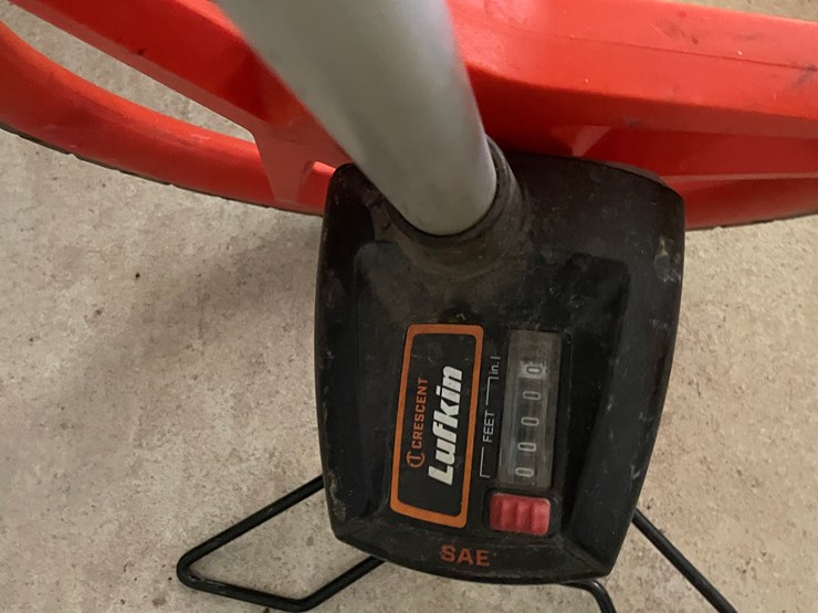 #1086-•-lufkin-measuring-wheel-image-3