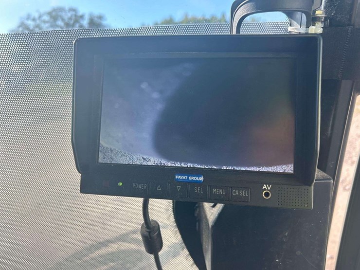 2020-mathieu-mc210-azura-flex-street-sweeper-image-16