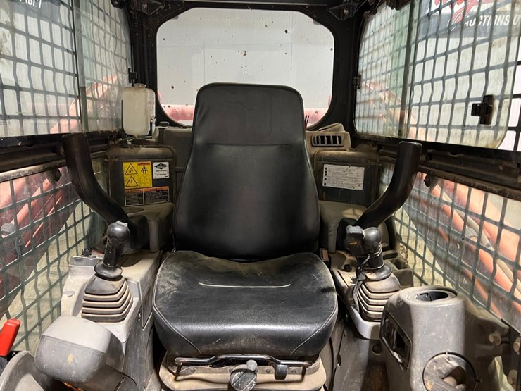 kubota-svl75-2-image-22