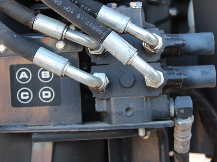 massey-ferguson-4610-image-45