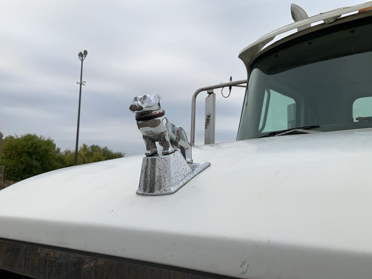 2004-mack-chn613-image-8