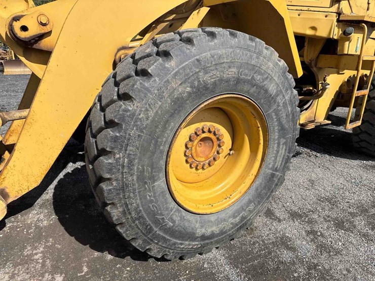 1995-caterpillar-928f-image-10