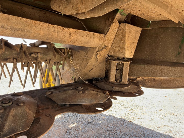 2015-john-deere-635-image-5