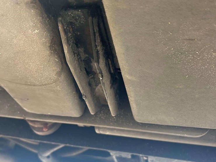 2020-mathieu-mc210-azura-flex-street-sweeper-image-9