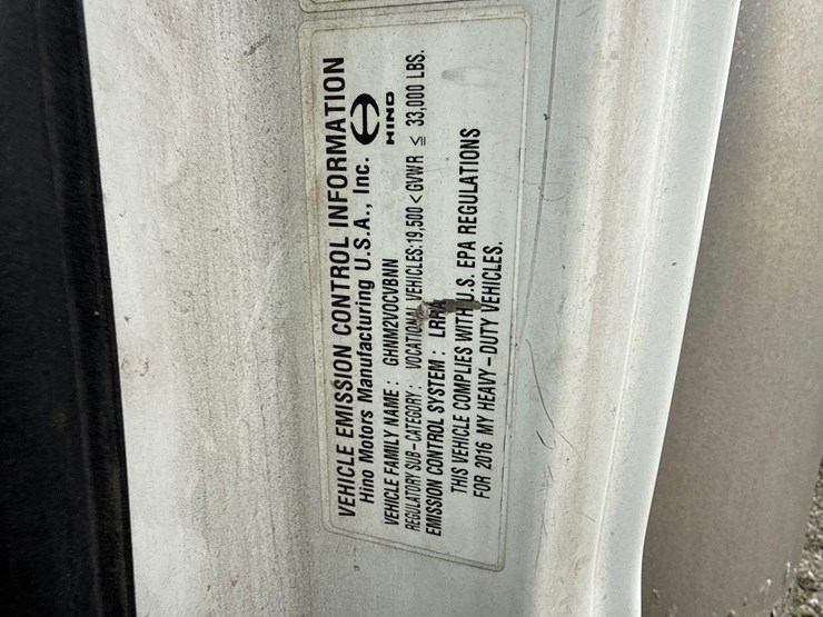 2016-hino-258-image-13