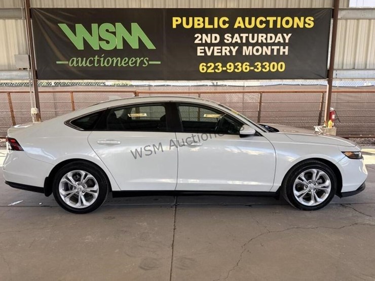 2023-honda-accord-lx-sdn-image-1