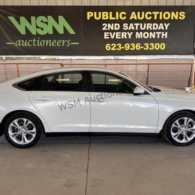 2023 Honda Accord LX SDN