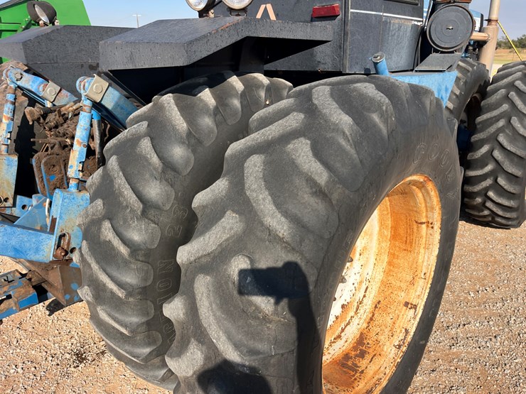 1989-ford-846-image-14