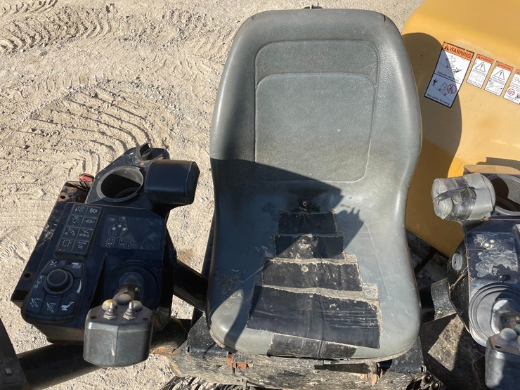 #1002-•-2015-vermeer-d24x40-series-ii-boring-machine-image-36