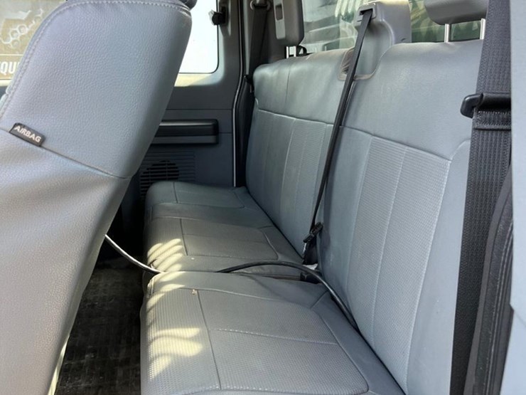 2015-ford-f350-image-25