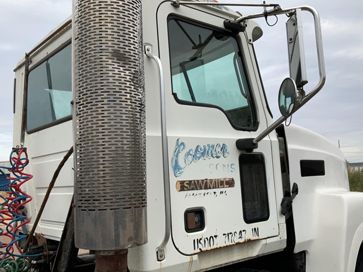 2004-mack-chn613-image-68