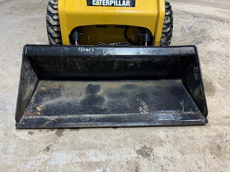 caterpillar-226b3-image-9