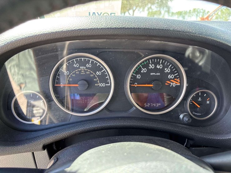 2016-jeep-wrangler-image-15