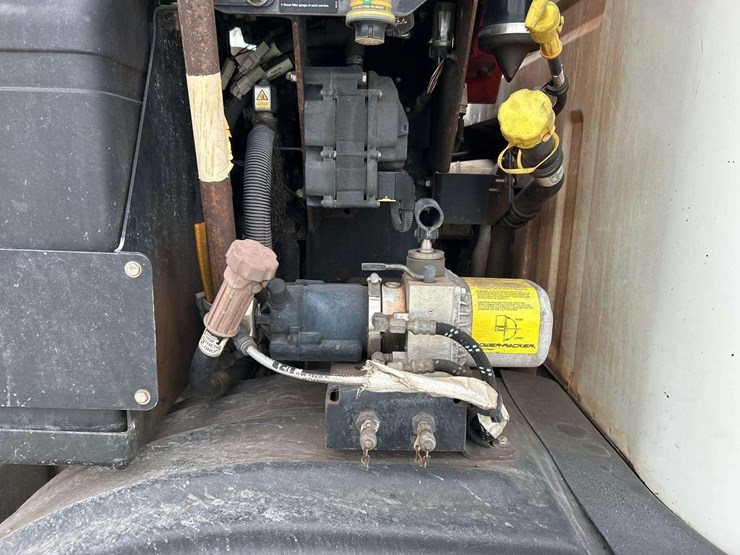 2017-autocar-xpeditor-image-16