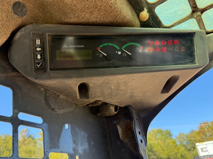 deere-317g-image-31