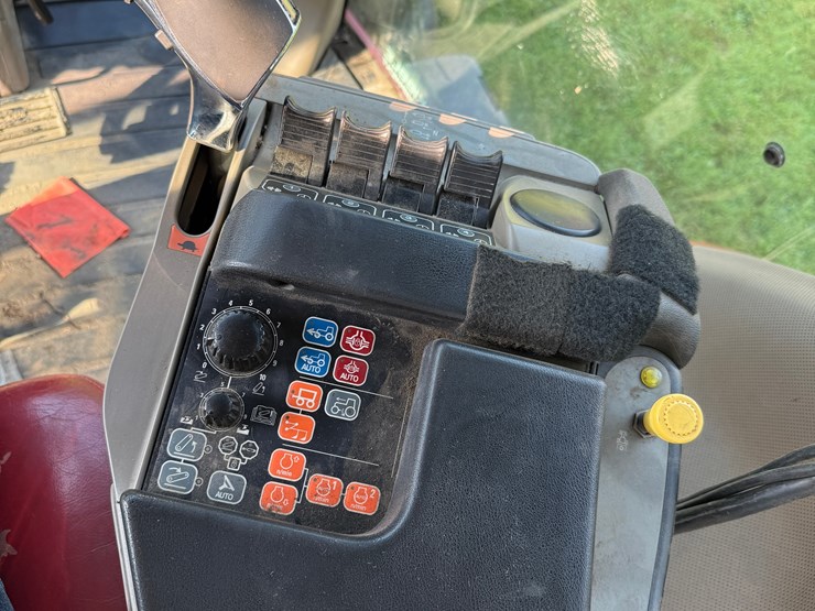 2014-case-ih-magnum-190-image-6