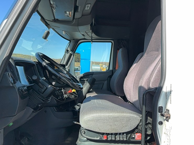 2021-international-lt-image-12