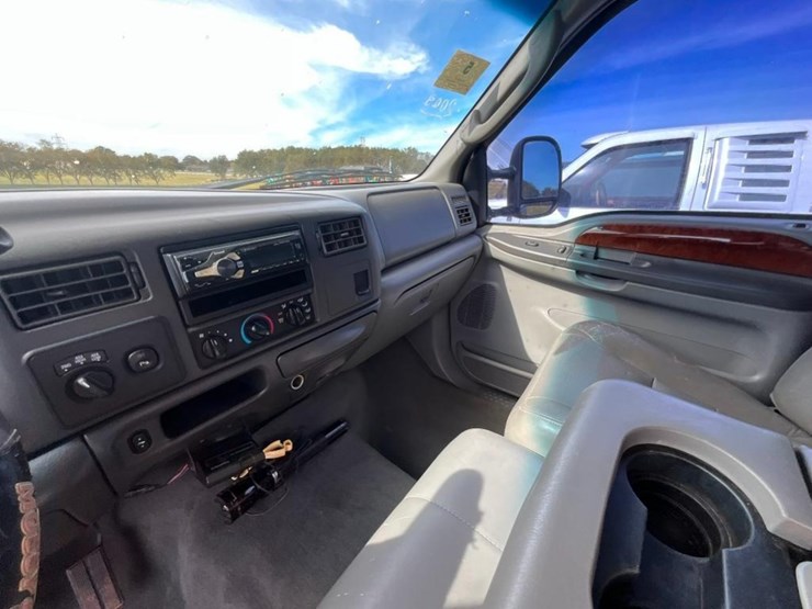 2003-ford-f250-image-17