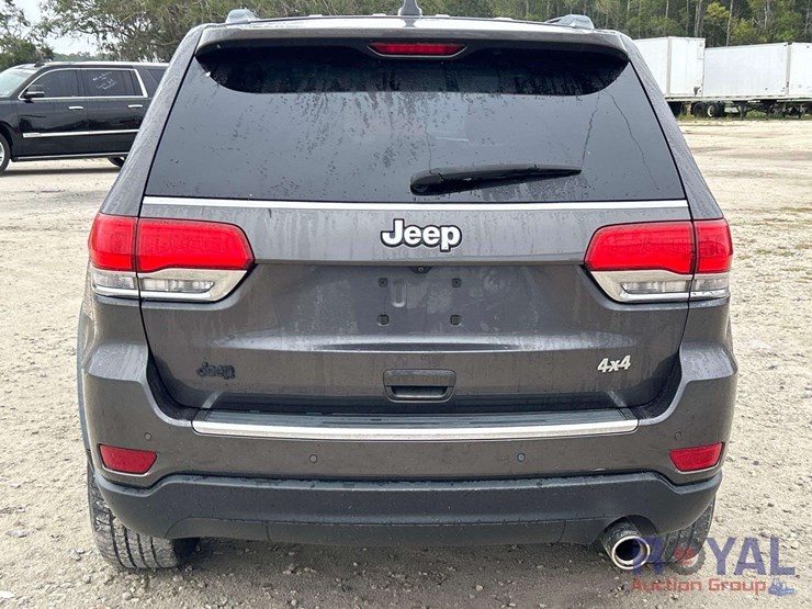 2016-jeep-grand-cherokee-image-31