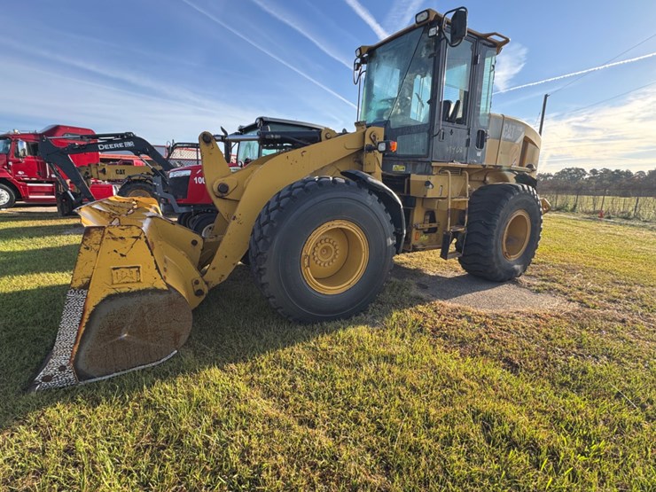 2008-caterpillar-924g-image-1