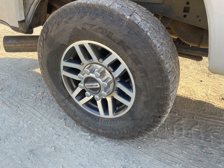 2017-ford-f250-xl-image-20