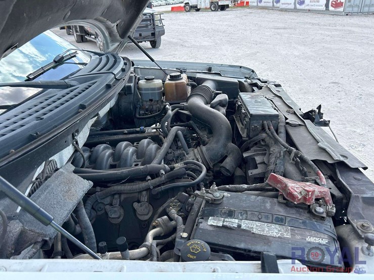 2011-ford-f150-image-10