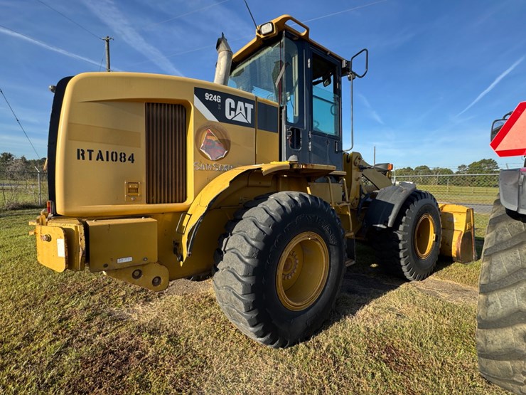 2008-caterpillar-924g-image-3