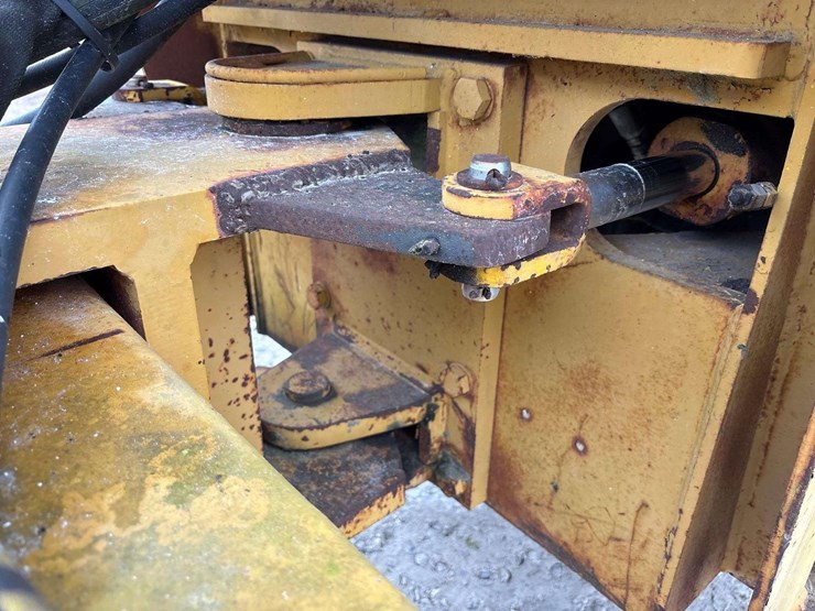 bomag-bw213d-image-10