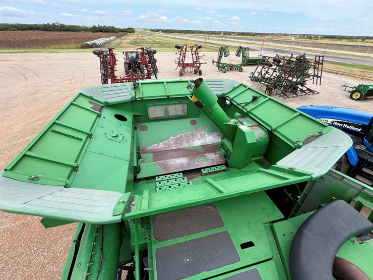 2000-john-deere-2000-image-32