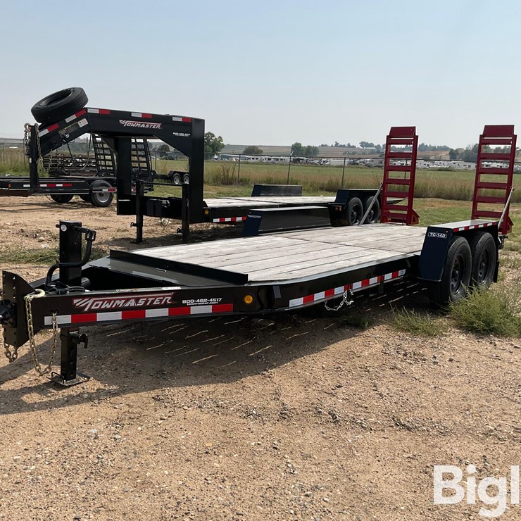 2023 TOWMASTER T-14DT