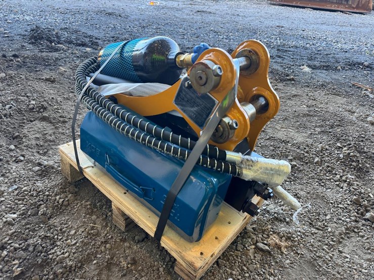 ireh-excavator-breaker-image-3