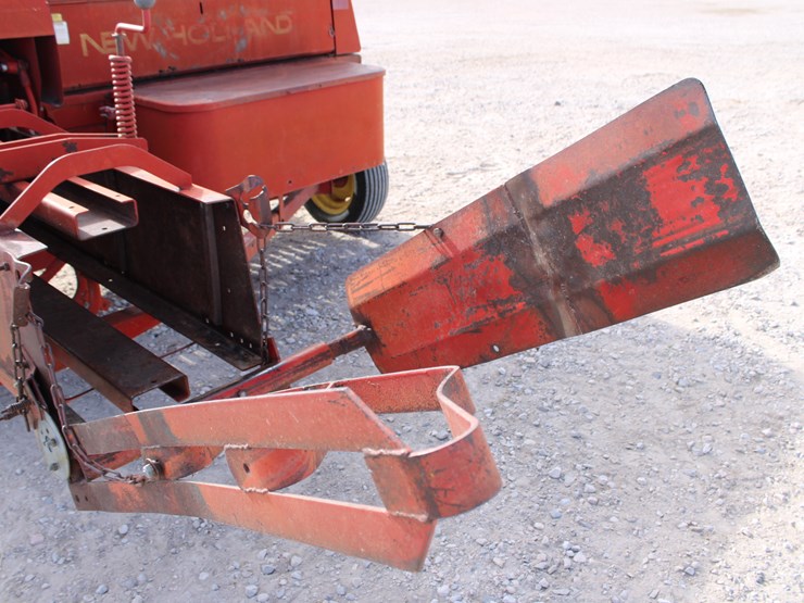 new-holland-315-image-31